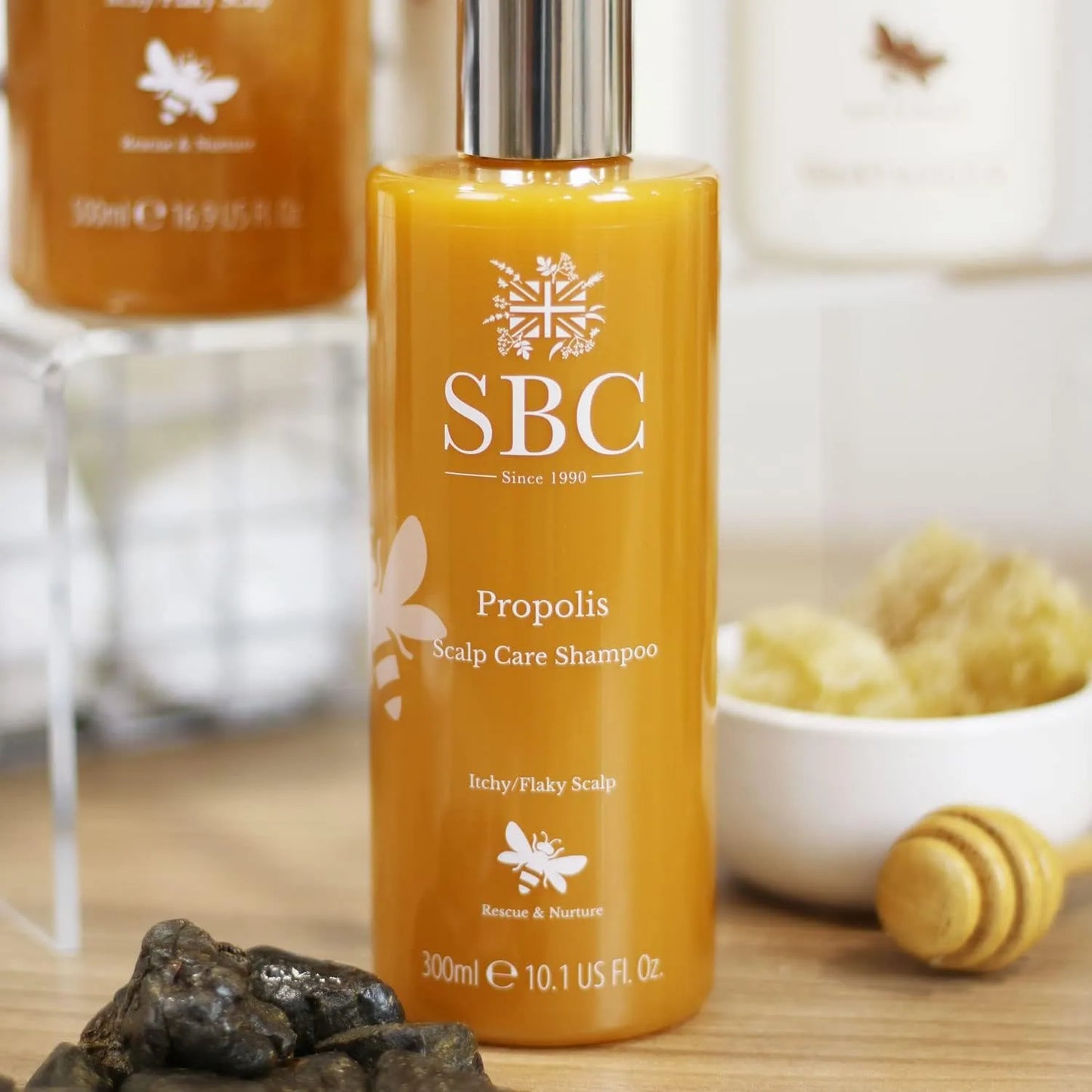 SBC Skincare Propolis Scalp Care Shampoo close up shot